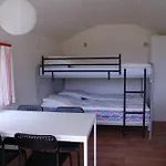 Family & مكان تخييم 4*