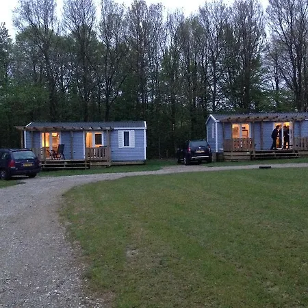 营地 耶林家庭露营别墅酒店 5*