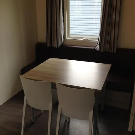 Family & 4* Jelling